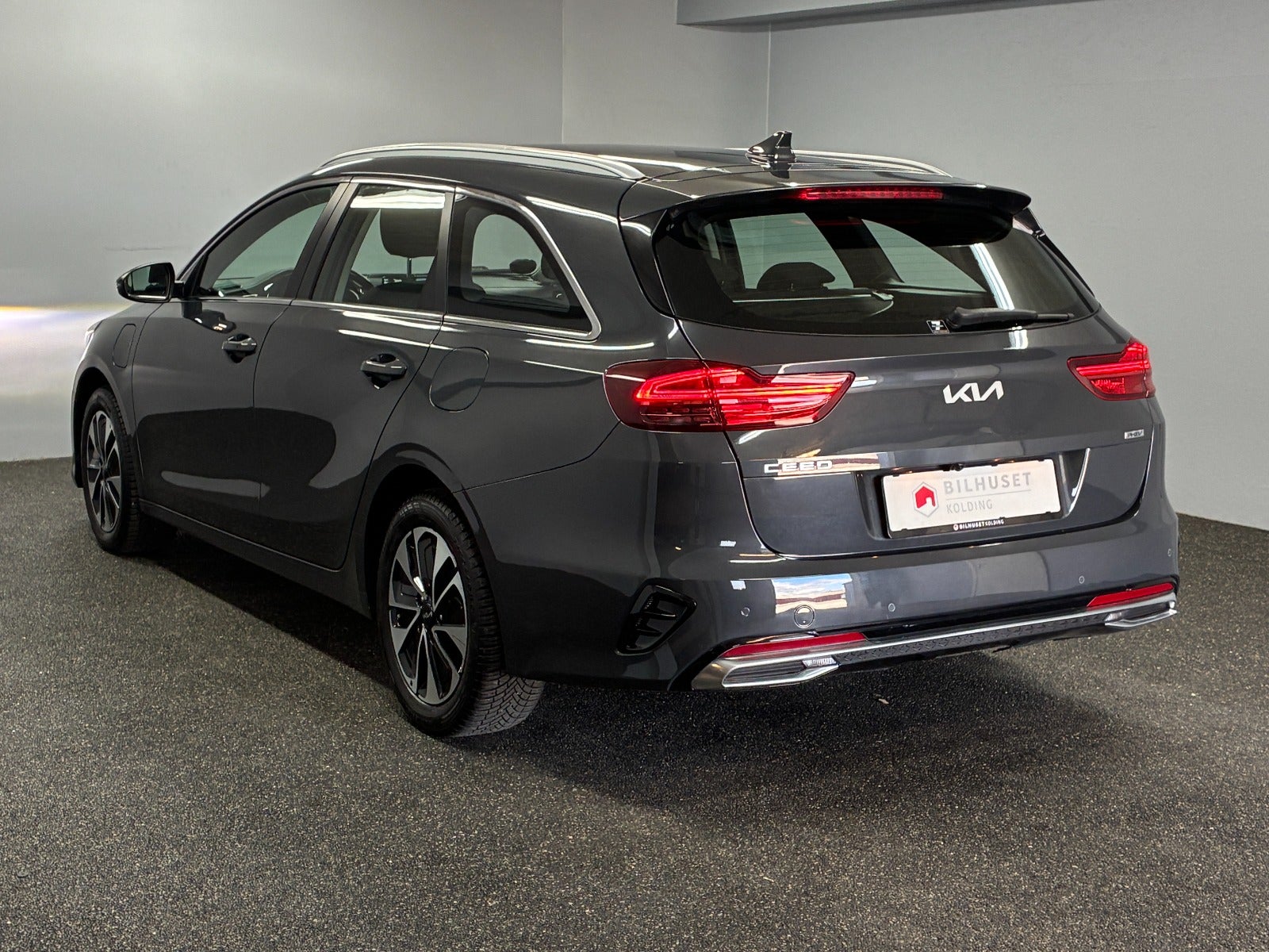 Billede af Kia Ceed 1,6 PHEV Prestige SW DCT