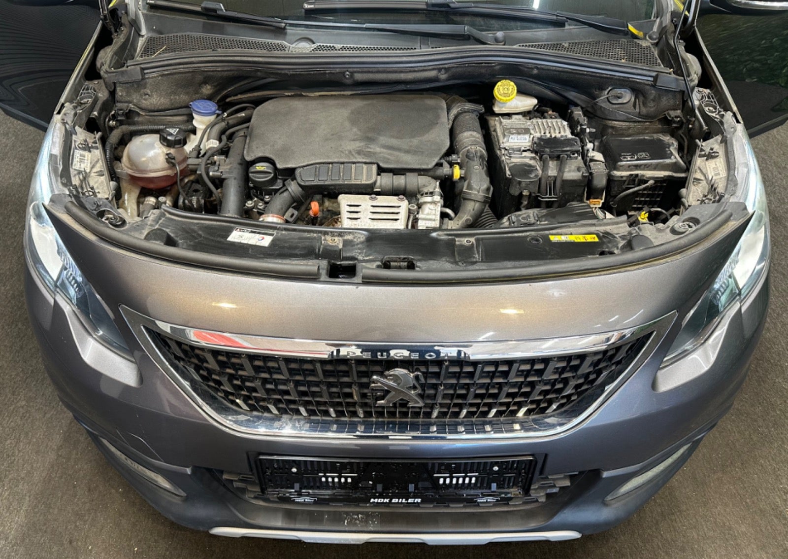 Billede af Peugeot 2008 1,2 e-THP 110 Allure Sky