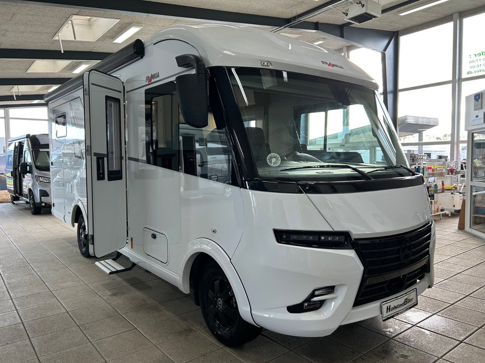 Mercedes Frankia, Billede 1