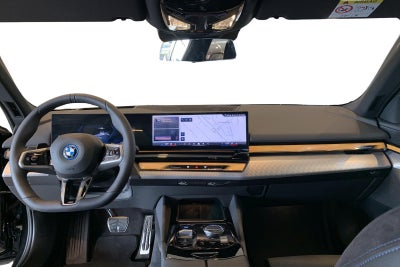 BMW i5 eDrive40 Touring Fully Charged