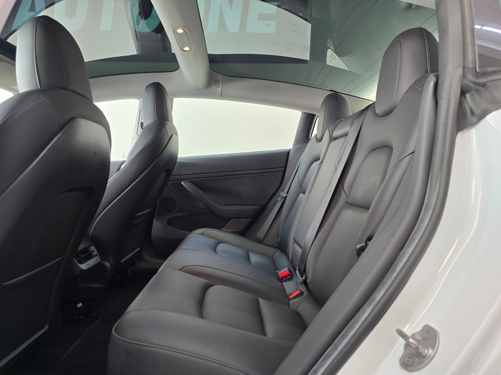 Billede af Tesla Model 3  Standard Range+ RWD