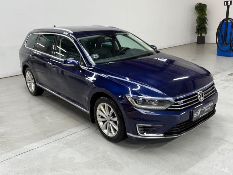 VW Passat GTE Highline Variant DSG