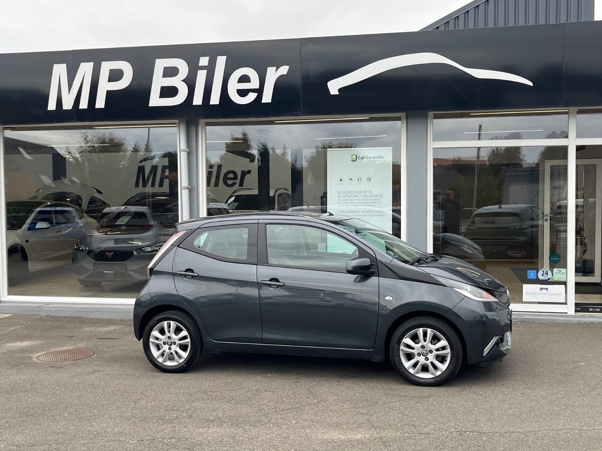 Billede af Toyota Aygo 1,0 VVT-i x-black II x-shift