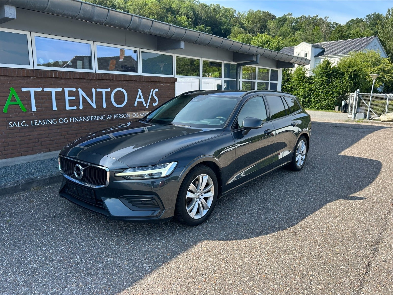 Billede af Volvo V60 2,0 D4 190 Momentum aut.