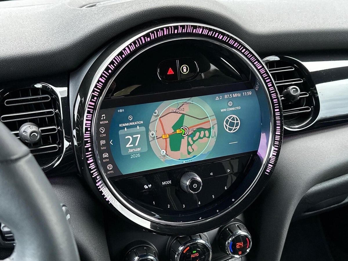 MINI Cooper SE Classic Trim billede 11