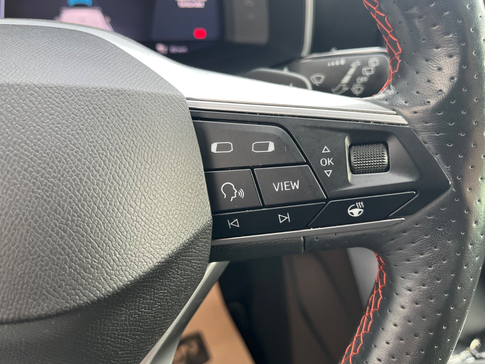 Billede af Seat Leon 1,5 eTSi 150 FR Sportstourer DSG