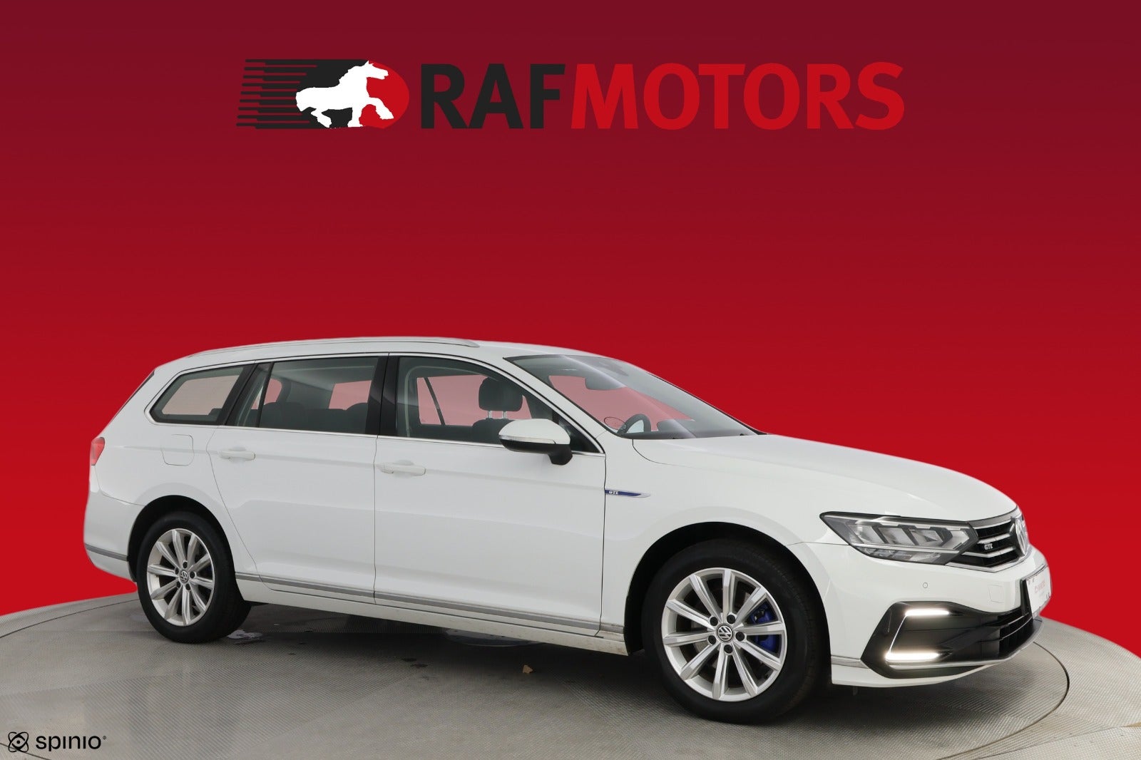 VW Passat GTE Variant DSG
