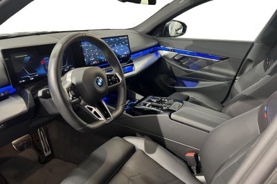 BMW i5 eDrive40 Touring M-Sport - 4