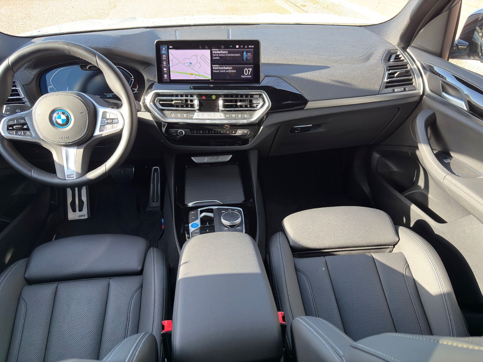 Billede af BMW iX3 Charged M-Sport