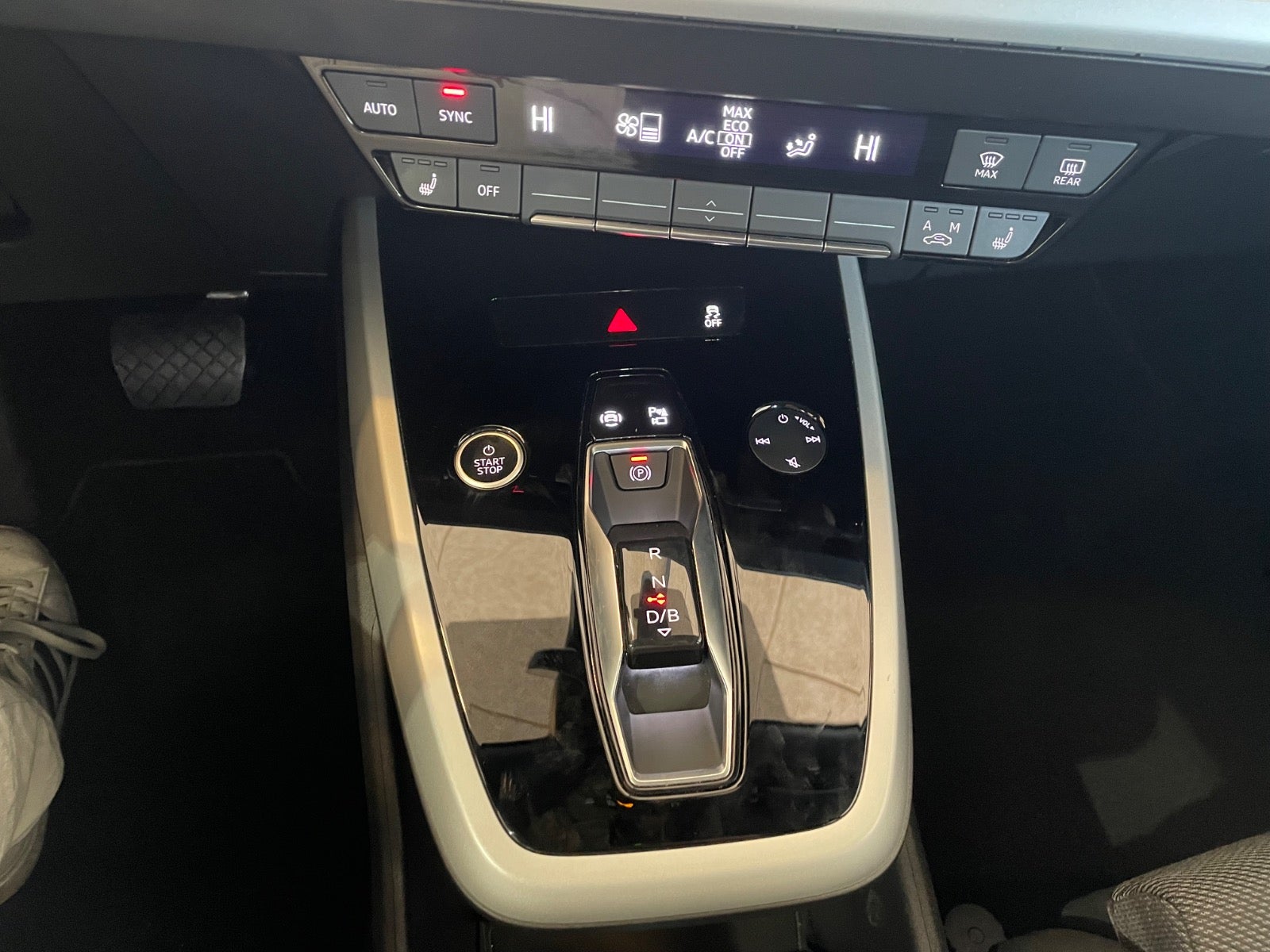 Audi Q4 e-tron S-line quattro