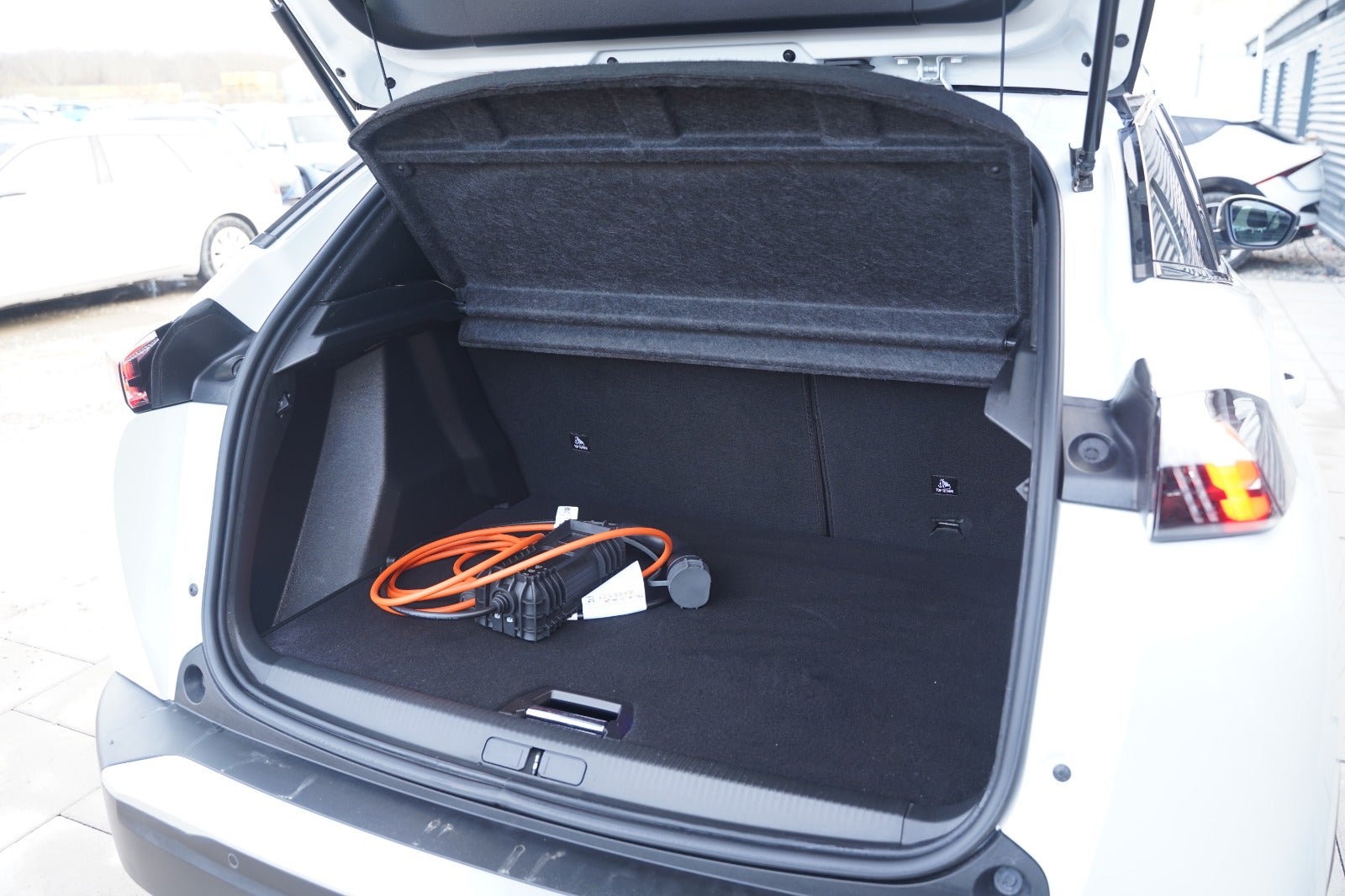 Billede af Peugeot e-2008 50 GT