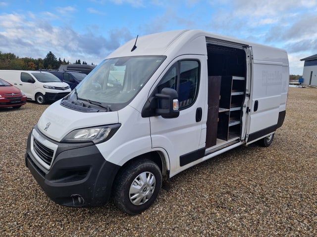 Peugeot Boxer 333 2,2 BlueHDi 140 L3H2 Premium