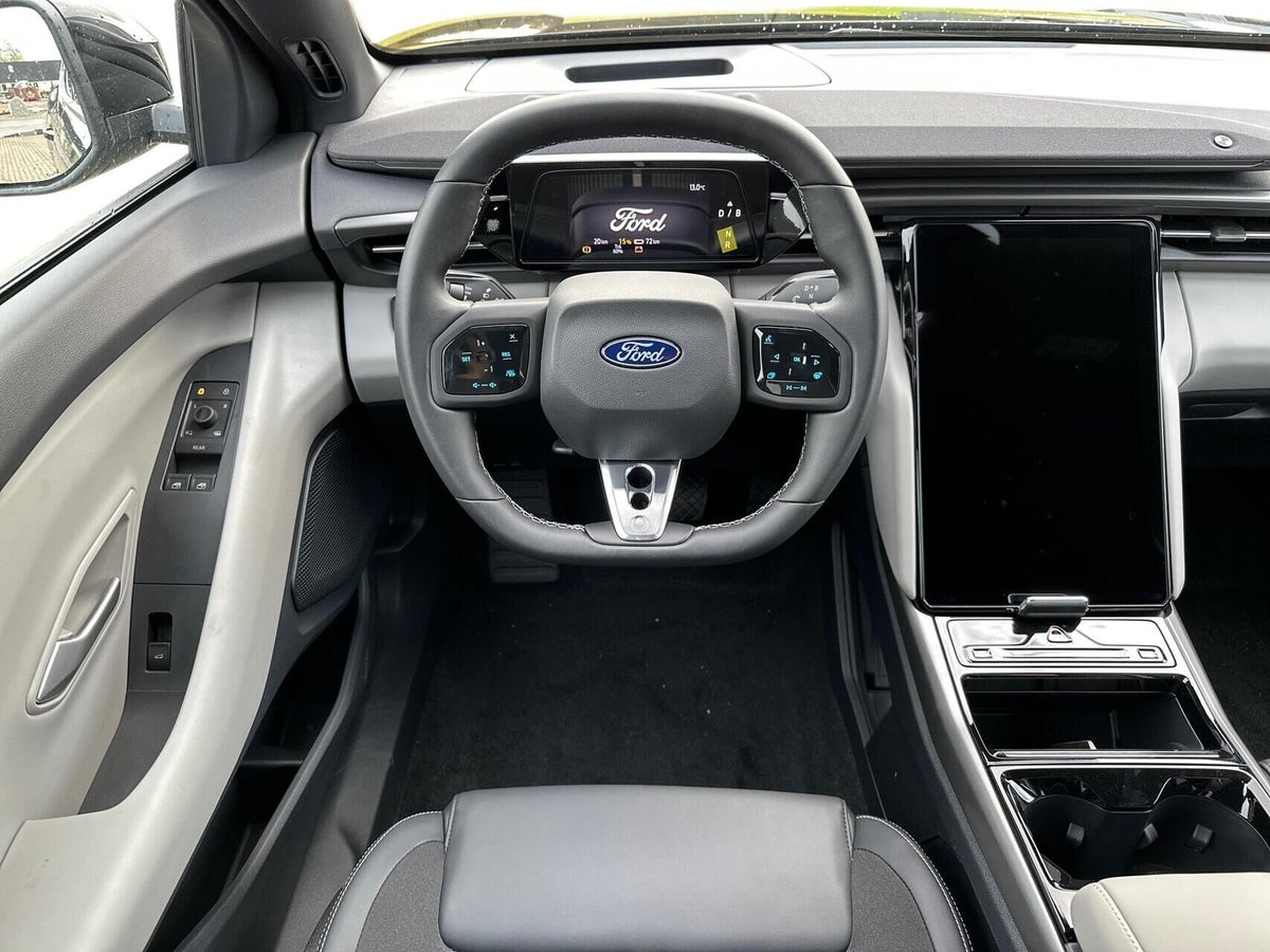 Ford Capri Select Extended Range billede 9