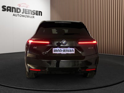 BMW iX xDrive40 Supercharged