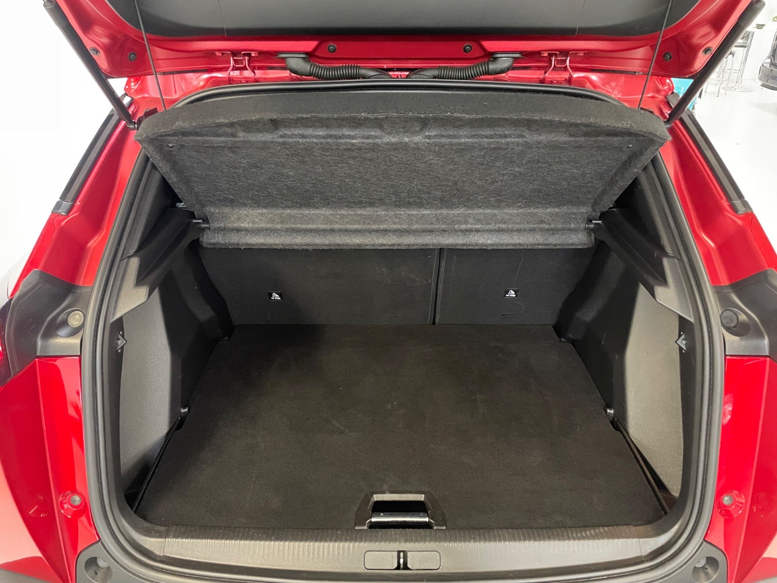 Billede af Peugeot e-2008 54 Allure