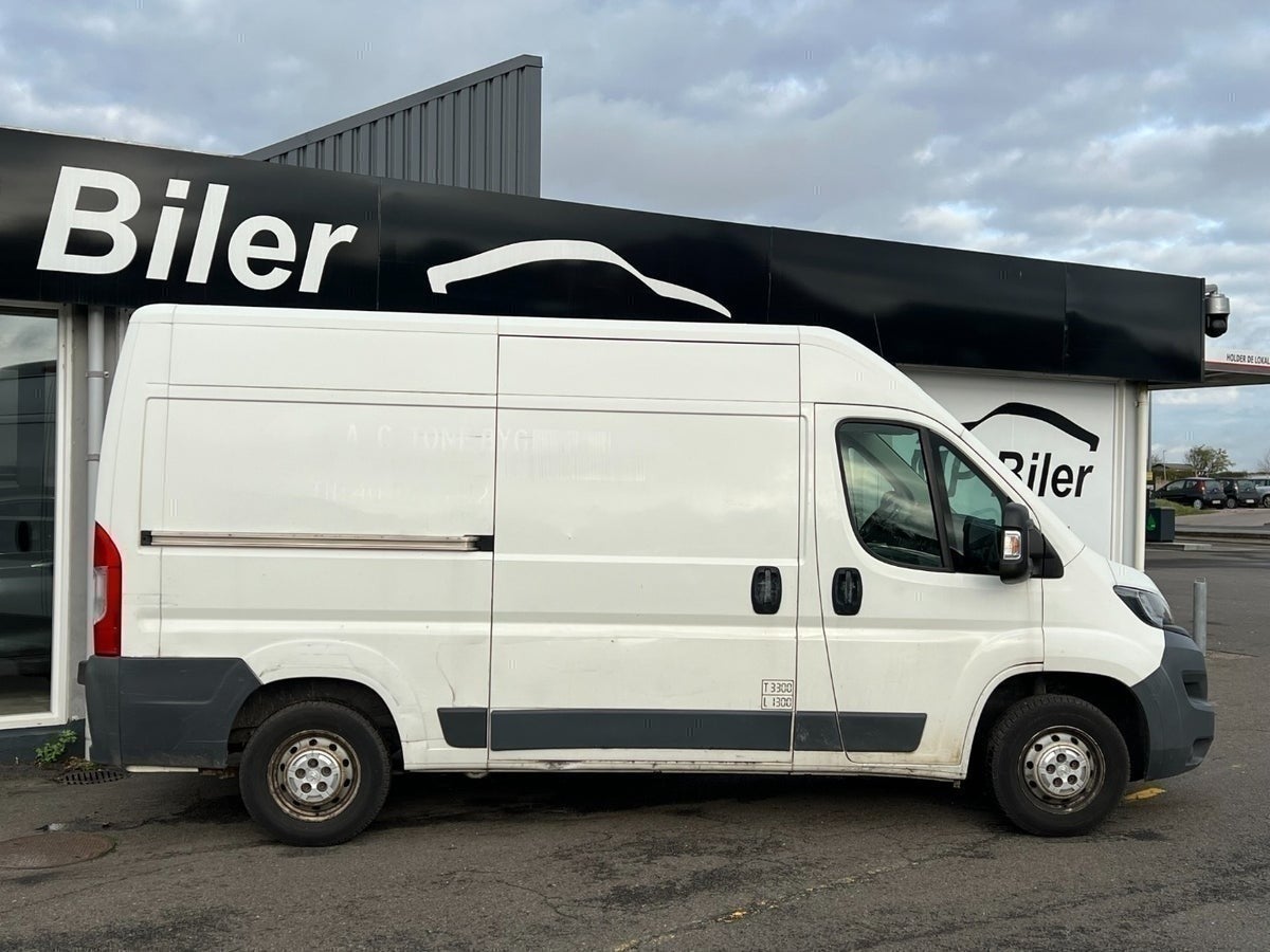 Billede af Peugeot Boxer 330 2,0 BlueHDi 130 L2H2