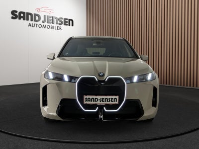 BMW iX xDrive60 Fully Charged