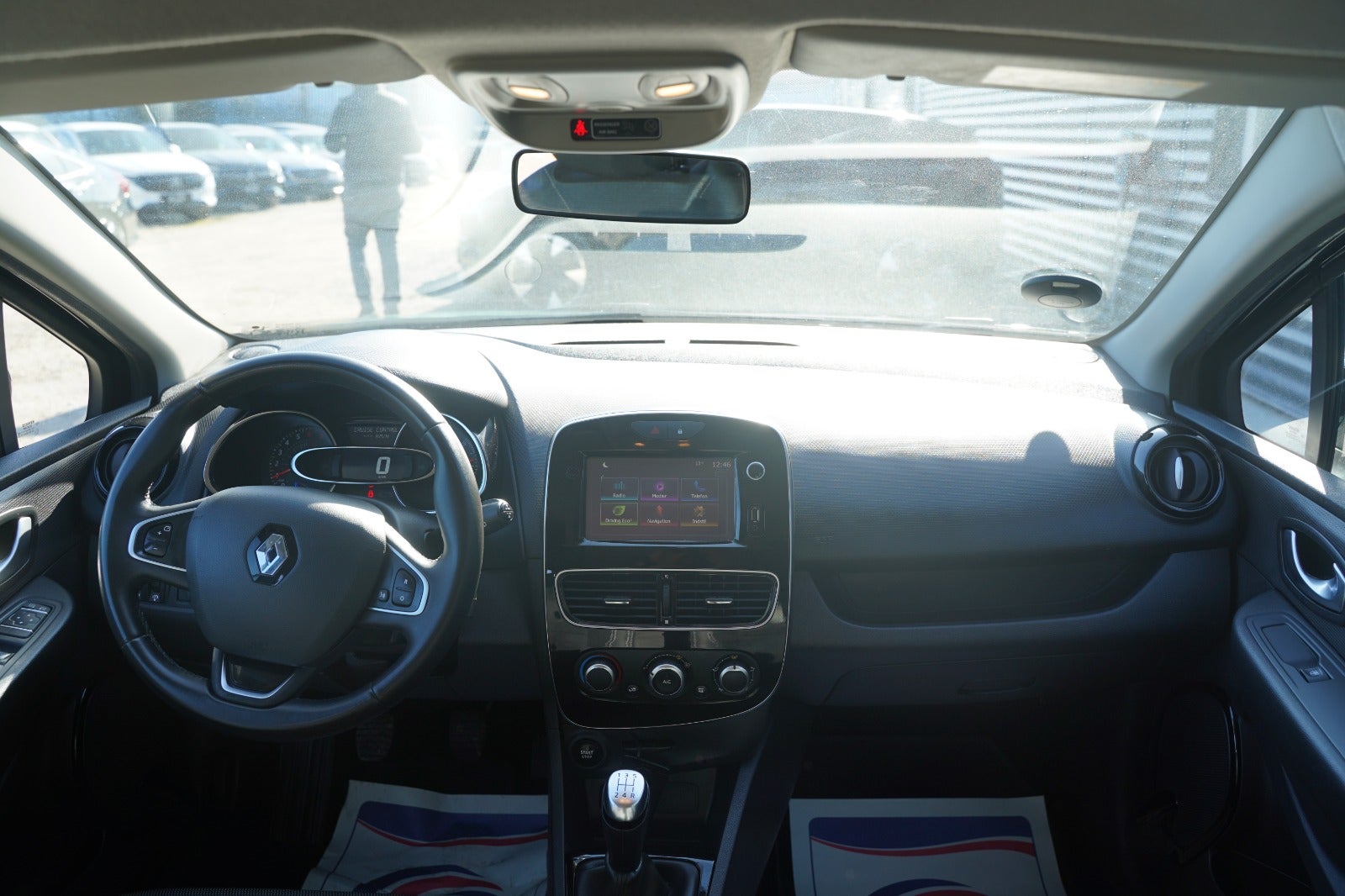 Billede af Renault Clio IV 0,9 TCe 90 Expression Sport Tourer