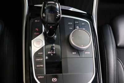 BMW 320i Sport Line aut.