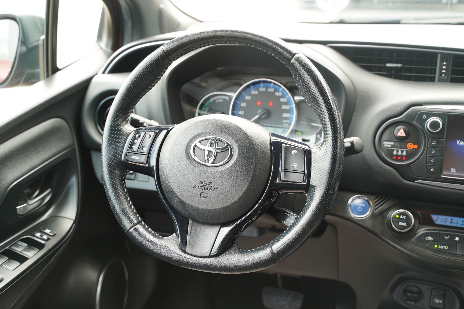 Billede af Toyota Yaris 1,5 Hybrid Spirit e-CVT