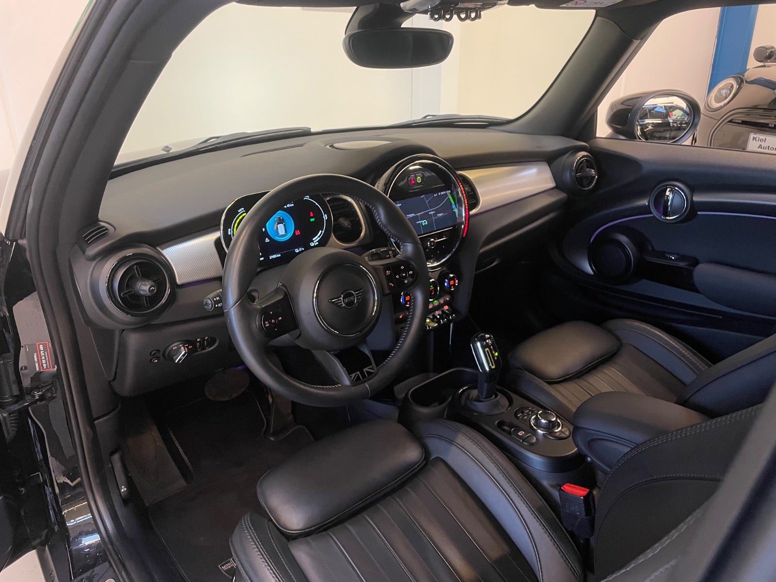 MINI Cooper SE Yours Trim