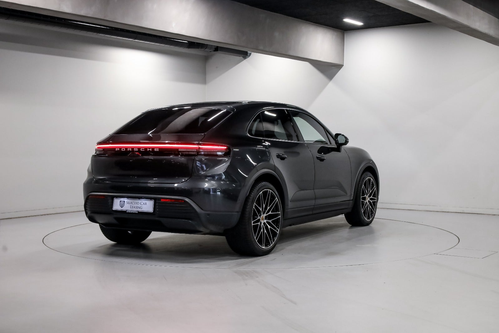 Porsche Macan 4