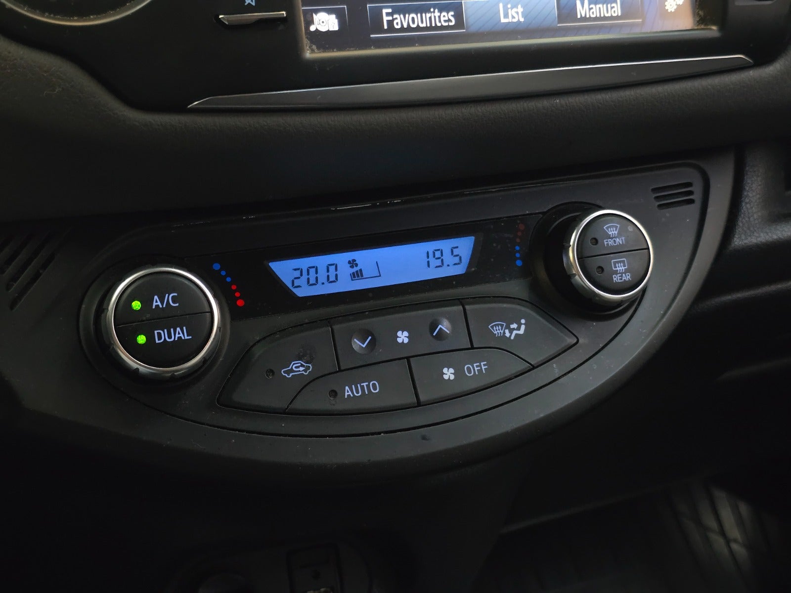 Billede af Toyota Yaris 1,5 Hybrid H2 e-CVT