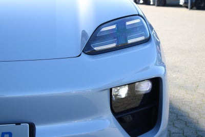 Porsche Macan 4 