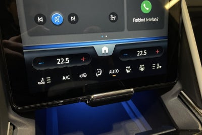 Ford Explorer Premium Extended Range