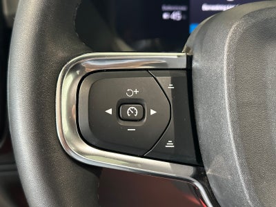 Volvo XC40 P6 ReCharge Core