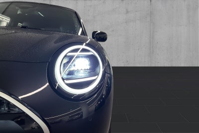 MINI Cooper SE Favoured Trim M