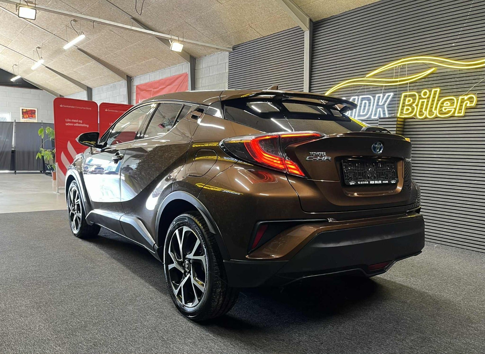 Billede af Toyota C-HR 1,8 Hybrid C-ENTER CVT