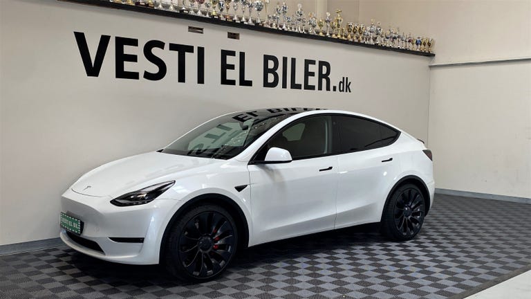 Tesla Model Y Performance AWD