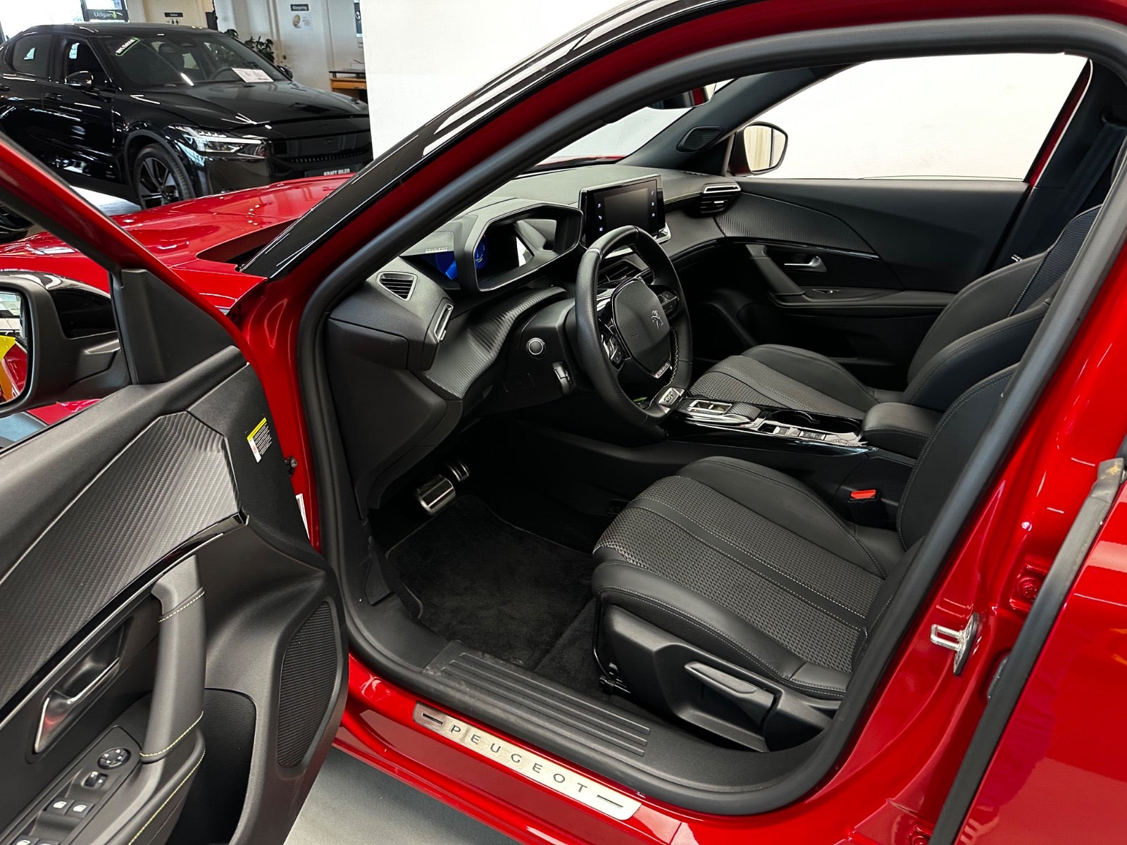 Billede af Peugeot e-2008 50 GT