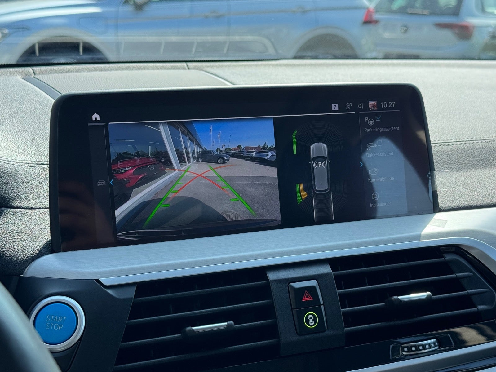 Billede af BMW iX3  Charged
