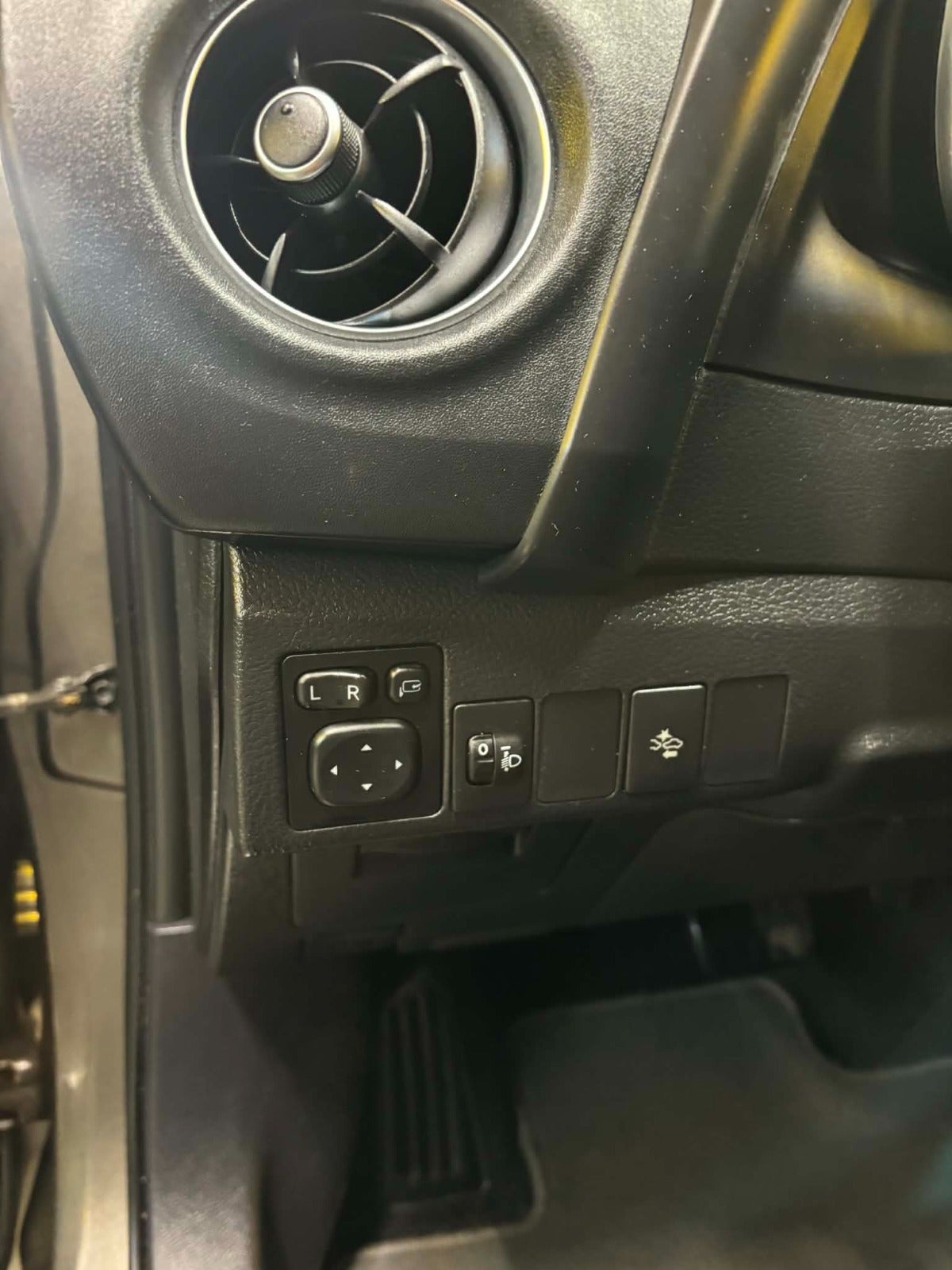 Billede af Toyota Auris 1,8 Hybrid H2 Comfort Touring Sports CVT