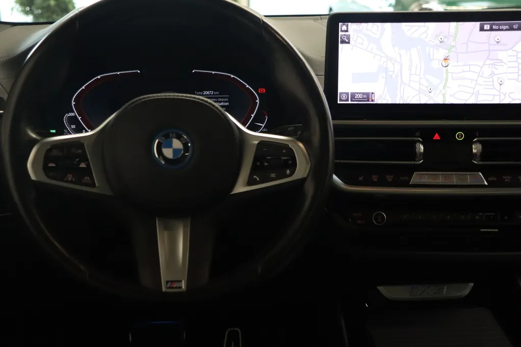 BMW iX3 Charged M-Sport