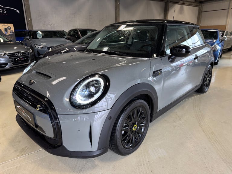 MINI Cooper SE Trim M