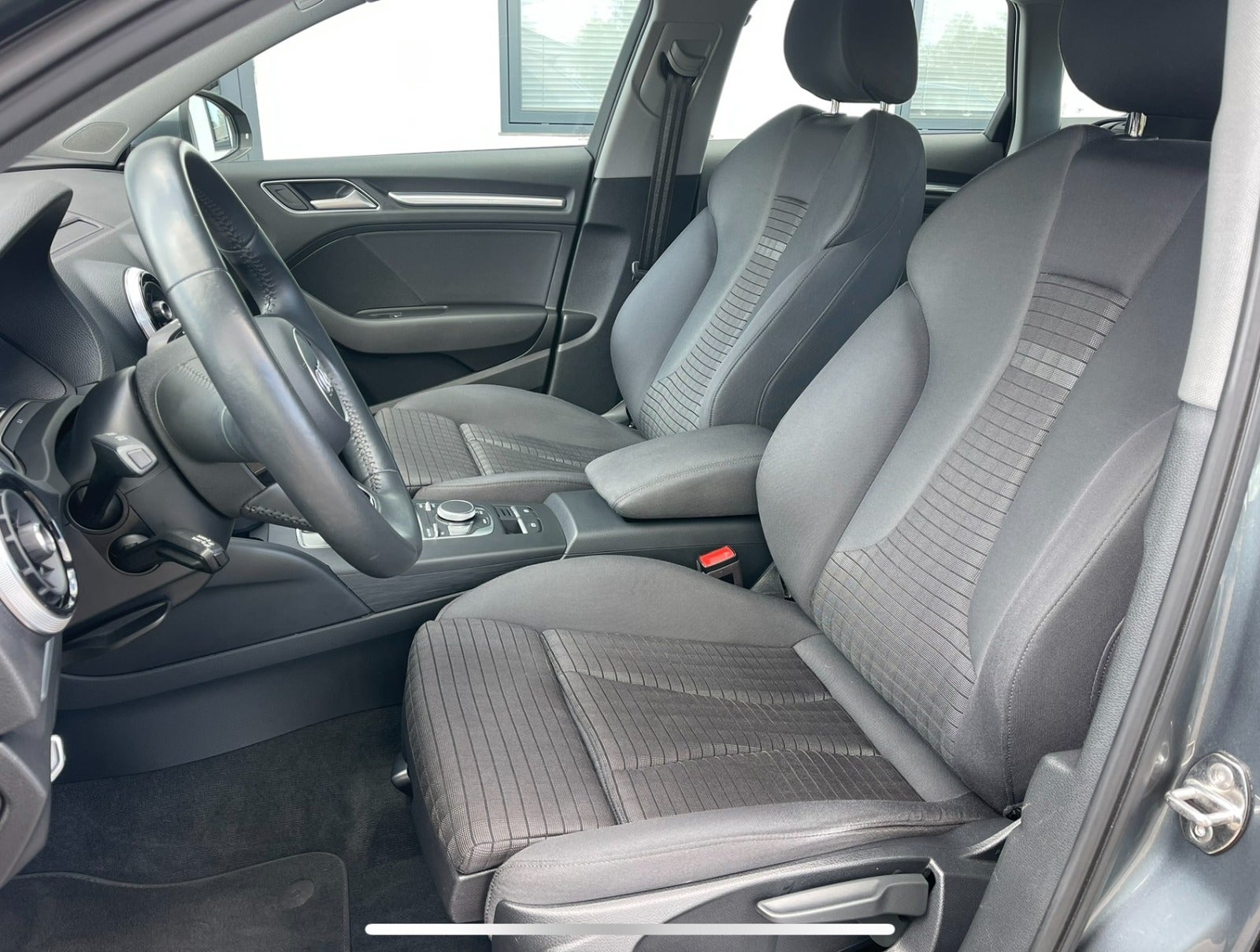 Billede af Audi A3 35 TFSi S-line Sportback S-tr.