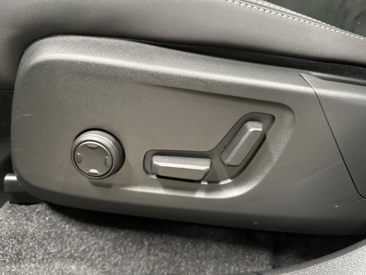 Volvo EX40 Extended Range Ultra billede 22