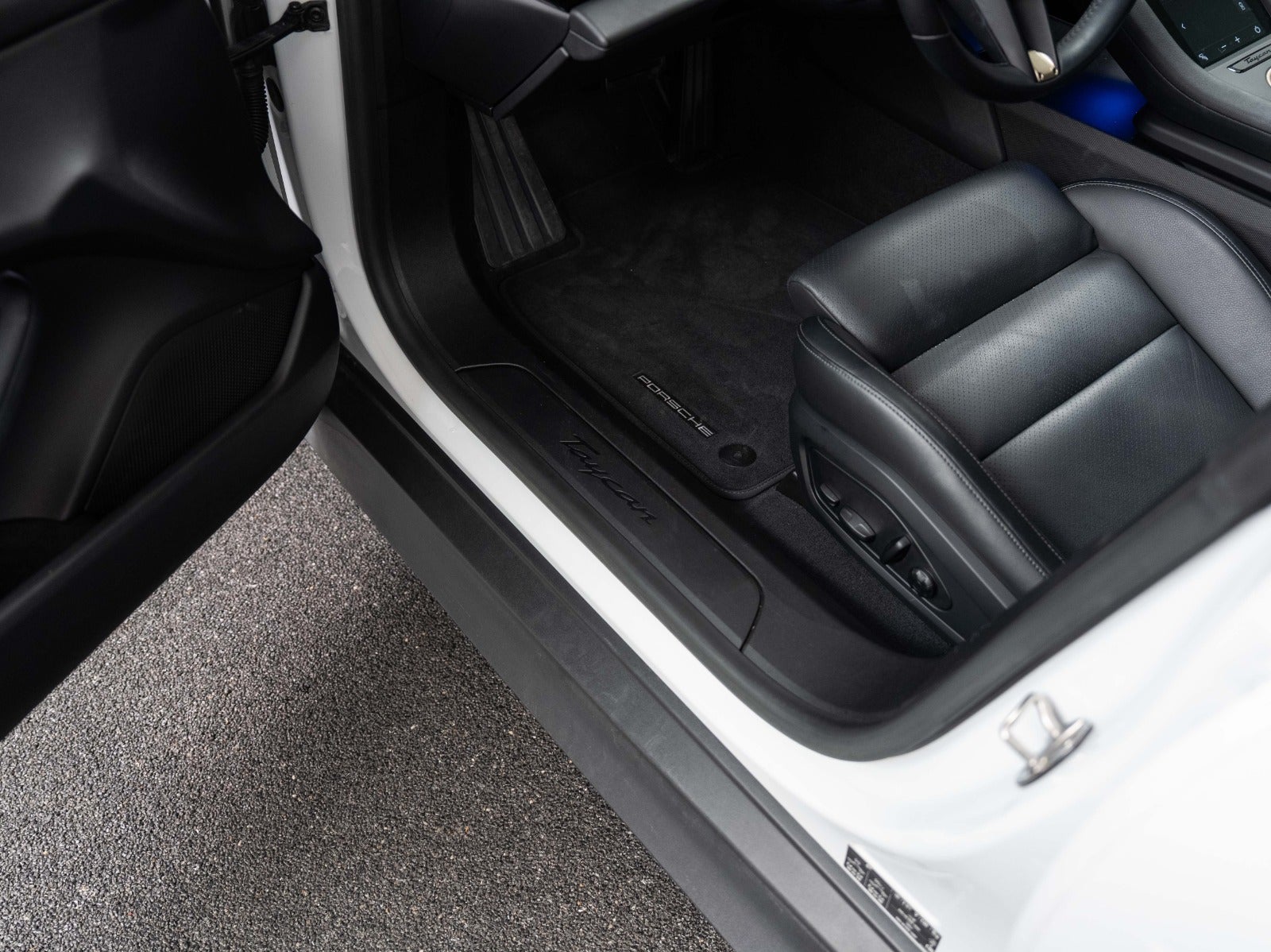 Gallery image 9 of 18