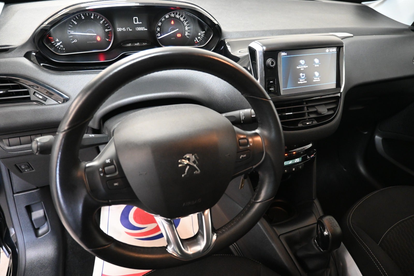 Peugeot 208 PureTech 82 Envy