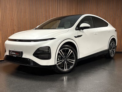 Xpeng G6  Performance 5d