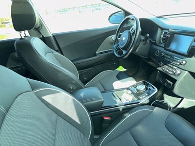 Kia e-Niro 64 Advance 5d