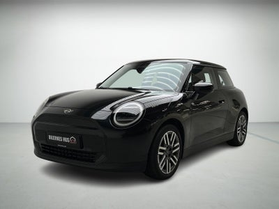 MINI Cooper E   3d