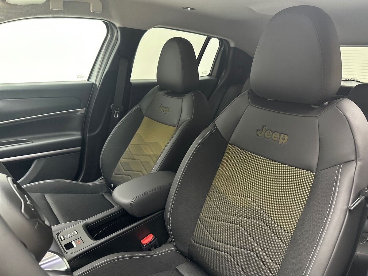 Jeep Avenger Summit billede 17