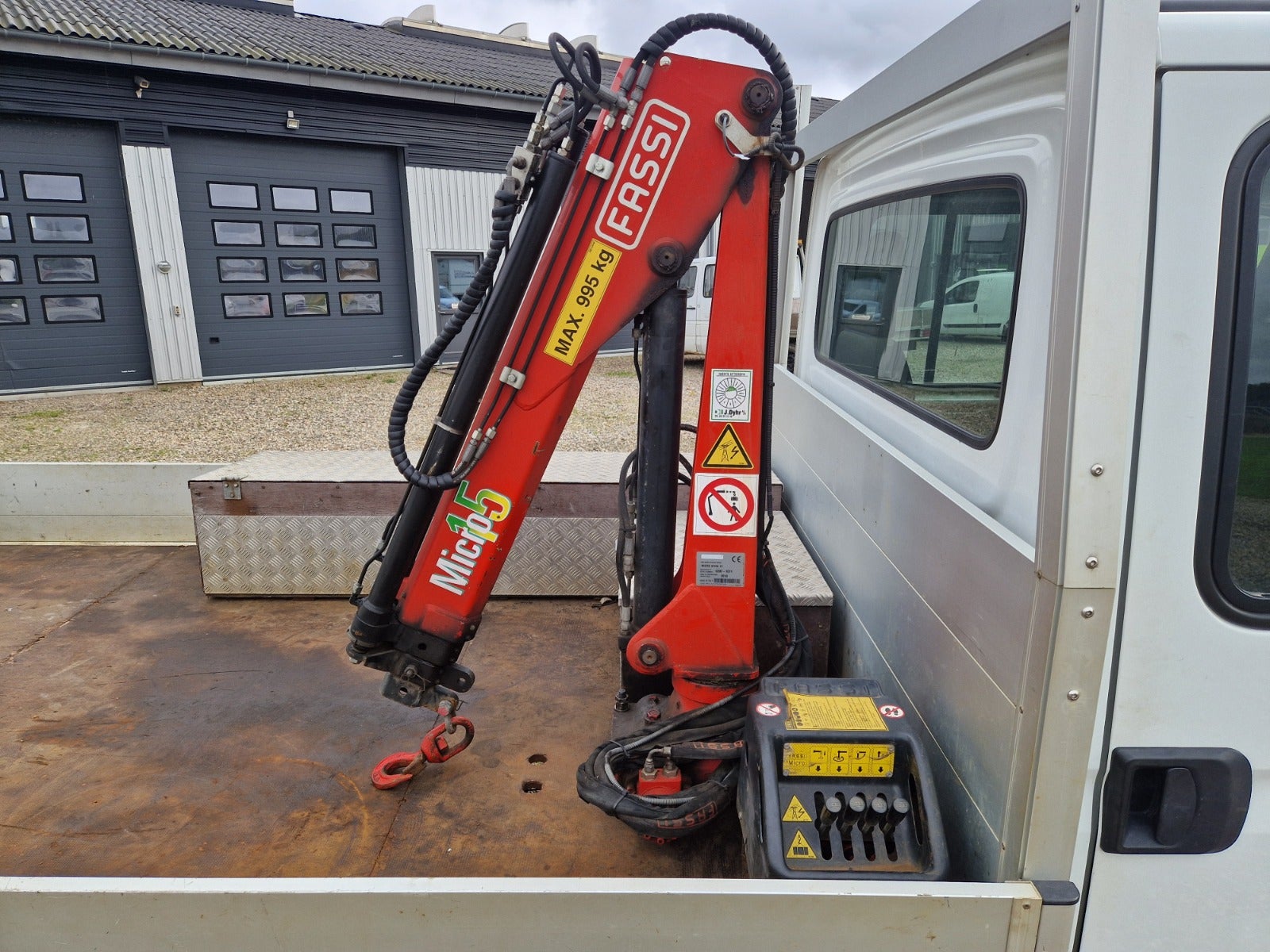 Billede af Iveco Daily 2,3 35S13 Mandskabsvogn m/lad