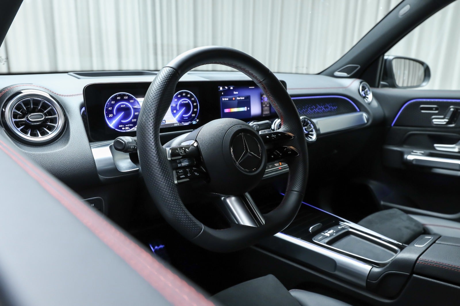 Mercedes-Benz EQB 250+