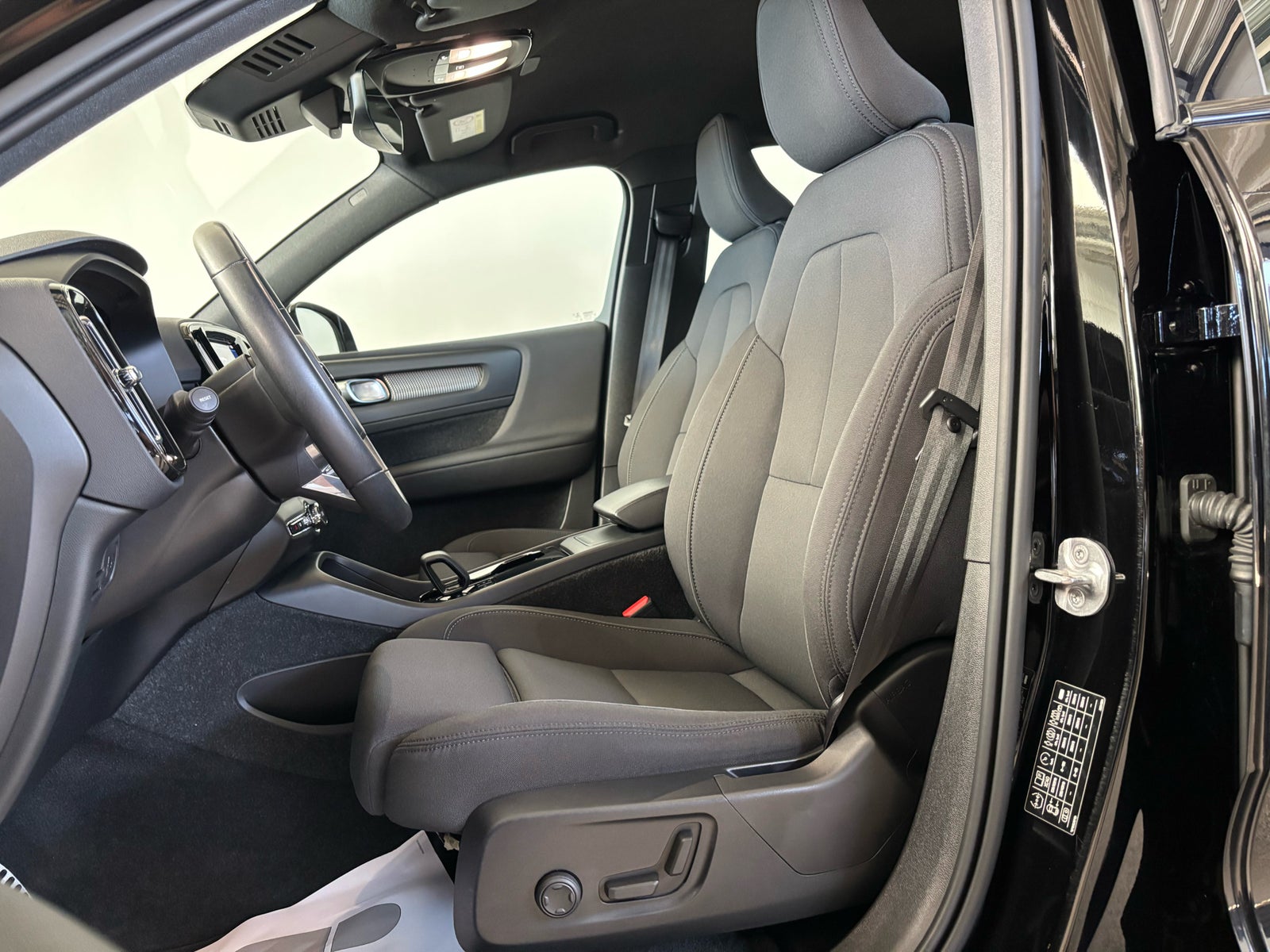 Volvo XC40 P6 ReCharge Plus