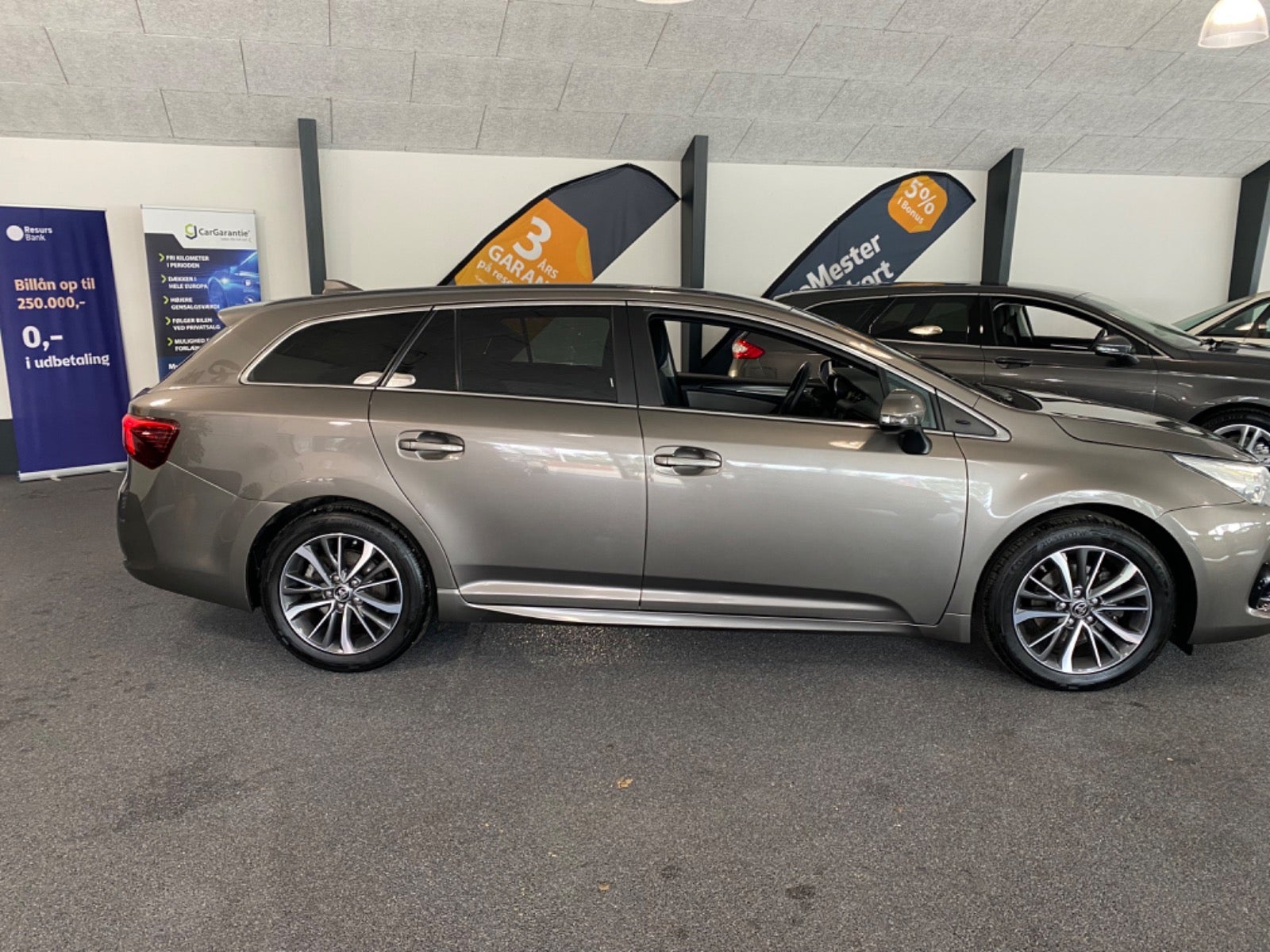 Toyota Avensis 2017